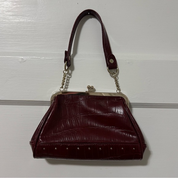 Vintage red crocodile purse - Picture 2 of 3